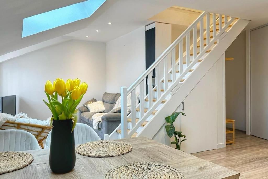 Апартаменты Duplex T3 Hypercentre 65M² Вуарон Экстерьер фото